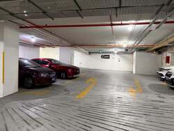 MYP Plaza (D1), Office #638988461